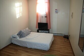 448 3rd St, Unit 448 Third Street in California, PA - Foto de edificio - Building Photo