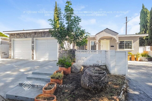 property at 8002 Crosnoe Ave