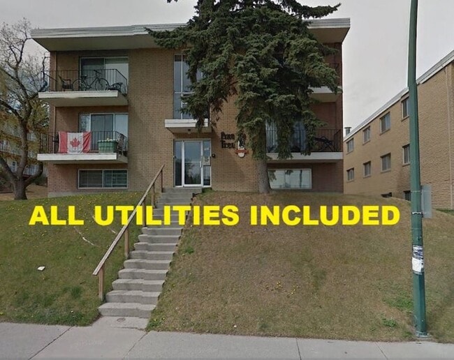 property at 2519-2517 17 St SW