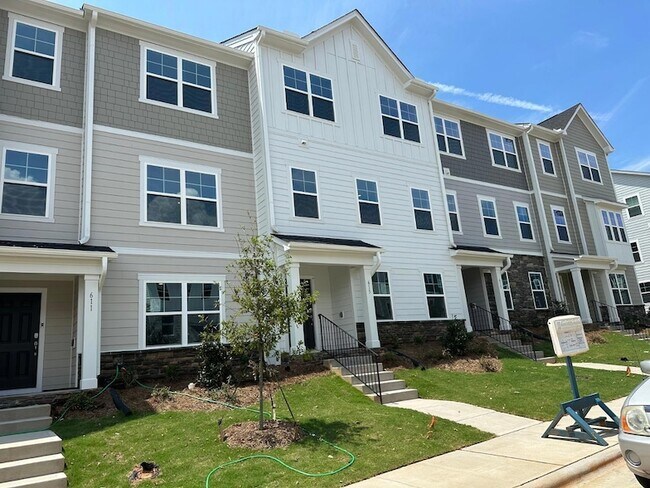 613 Gimari Dr in Wake Forest, NC - Building Photo - Building Photo