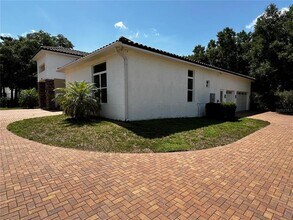 1594 Rebecca Pl in Longwood, FL - Building Photo - Building Photo