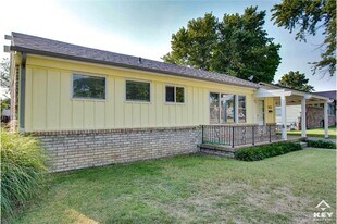 953 S Doreen St in Wichita, KS - Building Photo