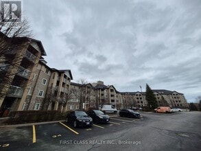 684 Warden Ave. in Toronto, ON - Building Photo - Building Photo