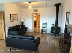 195 Glenford Wittenberg Rd in Hurley, NY - Building Photo - Building Photo
