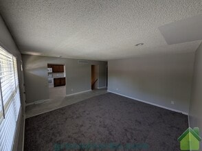 9152 W 78th Terrace in Overland Park, KS - Building Photo - Building Photo