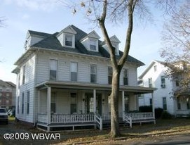 232 W Church St in Lock Haven, PA - Building Photo