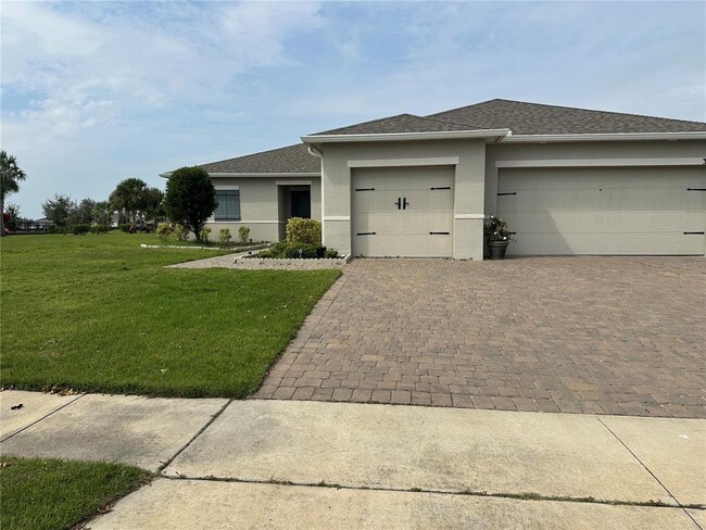 308 Blue Lake Cir in Kissimmee, FL - Building Photo - Building Photo