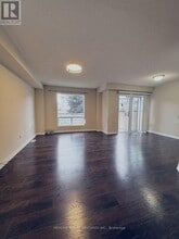 5289 Bushelgrove Cir in Mississauga, ON - Building Photo - Building Photo