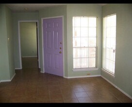 7605 Woodstone Cove in Austin, TX - Building Photo - Building Photo