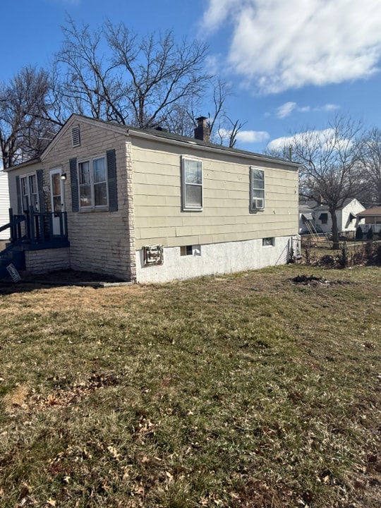 5600 Gatesworth Ave in St. Louis, MO - Foto de edificio