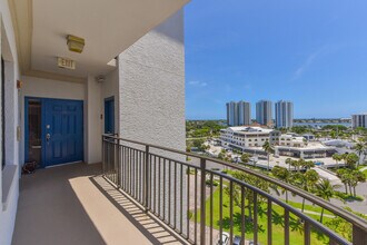 370 Golfview Rd-Unit -904 in North Palm Beach, FL - Building Photo - Building Photo