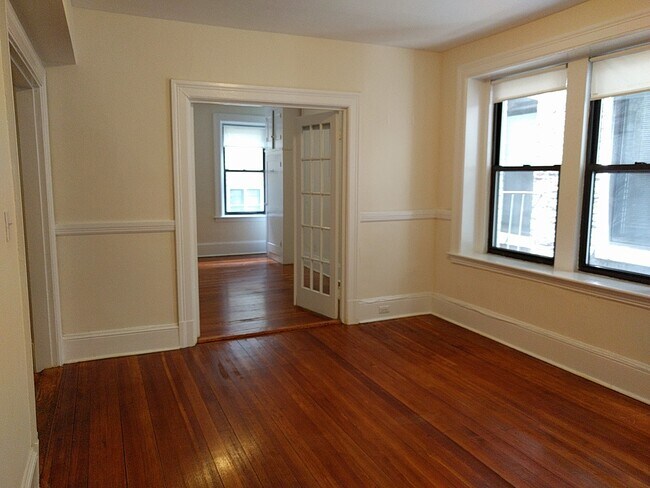 1000 Massachusetts Ave, Unit 44