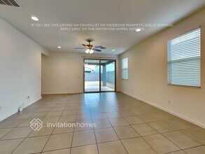 17705 W Pinnacle Vista Dr in Surprise, AZ - Building Photo - Building Photo
