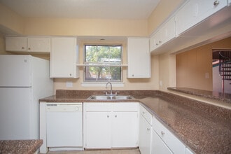 Woodland Park in Arlington, TX - Foto de edificio - Interior Photo