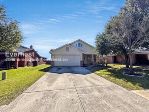 306 Mossy Rock Dr in Hutto, TX - Building Photo - Building Photo