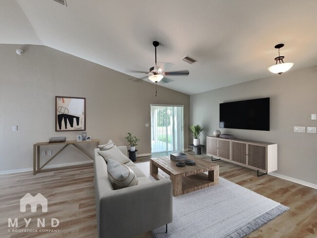 property at 34948 Long Island Ct