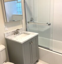 2858 W Shakespeare Ave-Unit -G in Chicago, IL - Building Photo - Building Photo