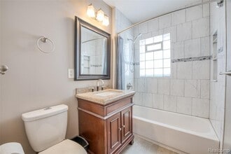 321 Longspur Ln in Commerce Township, MI - Foto de edificio - Building Photo