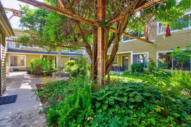 1 Front St in New Haven, CT - Foto de edificio - Building Photo