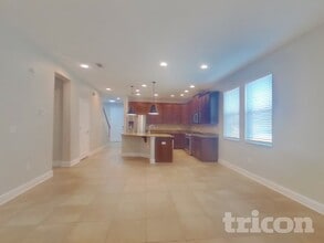 4718 Garden Arbor Way in Bradenton, FL - Foto de edificio - Building Photo