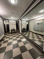 WEST 72 STREET in New York, NY - Building Photo