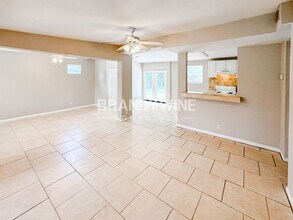 2518 Congaree Dr W in Jacksonville, FL - Building Photo - Building Photo