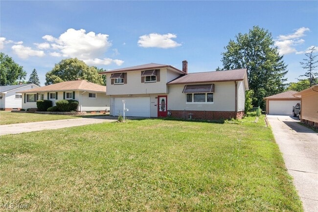 5951 Marra Dr in Bedford Heights, OH - Building Photo - Building Photo