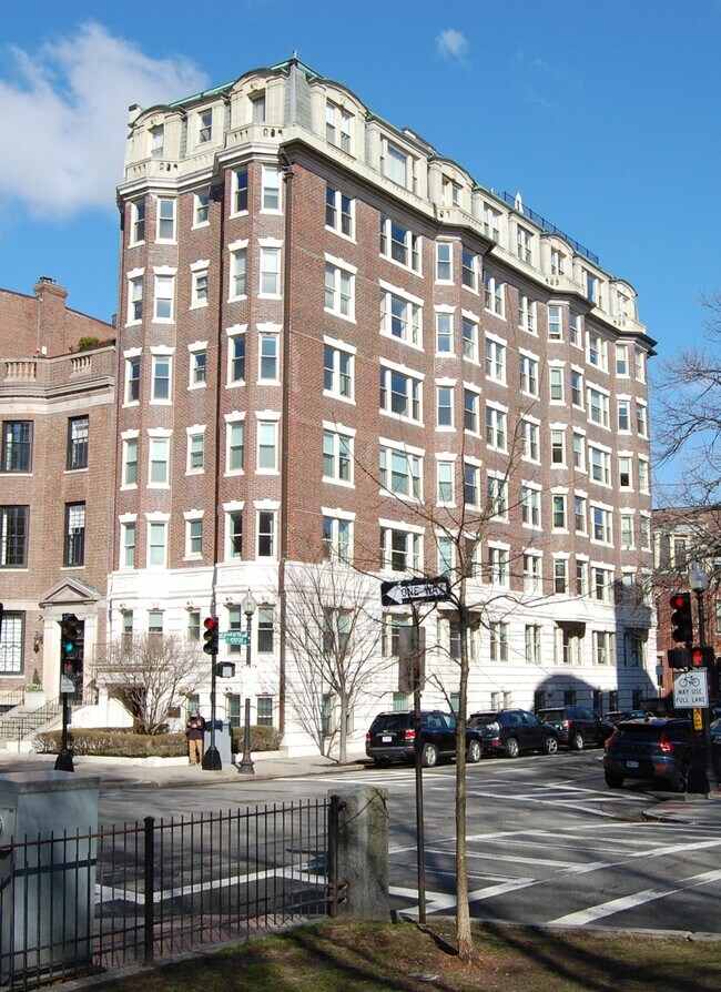 property at 1113 Commonwealth Ave