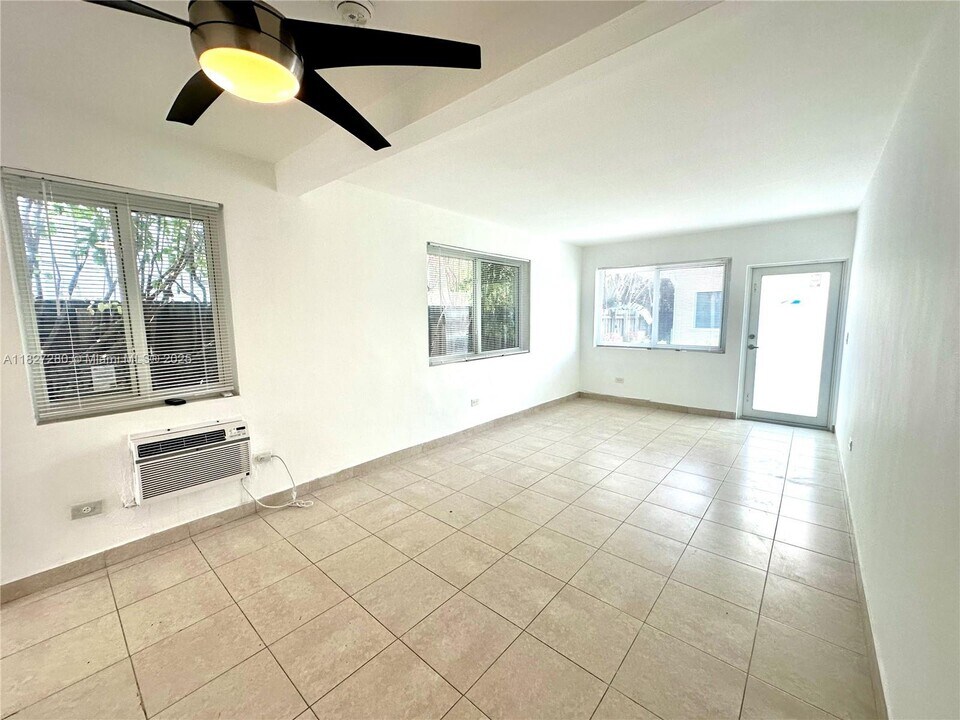 800 85th St in Miami Beach, FL - Building Photo