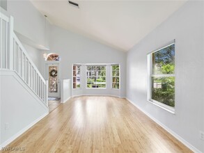 2071 Morning Sun Ln in Naples, FL - Building Photo - Building Photo