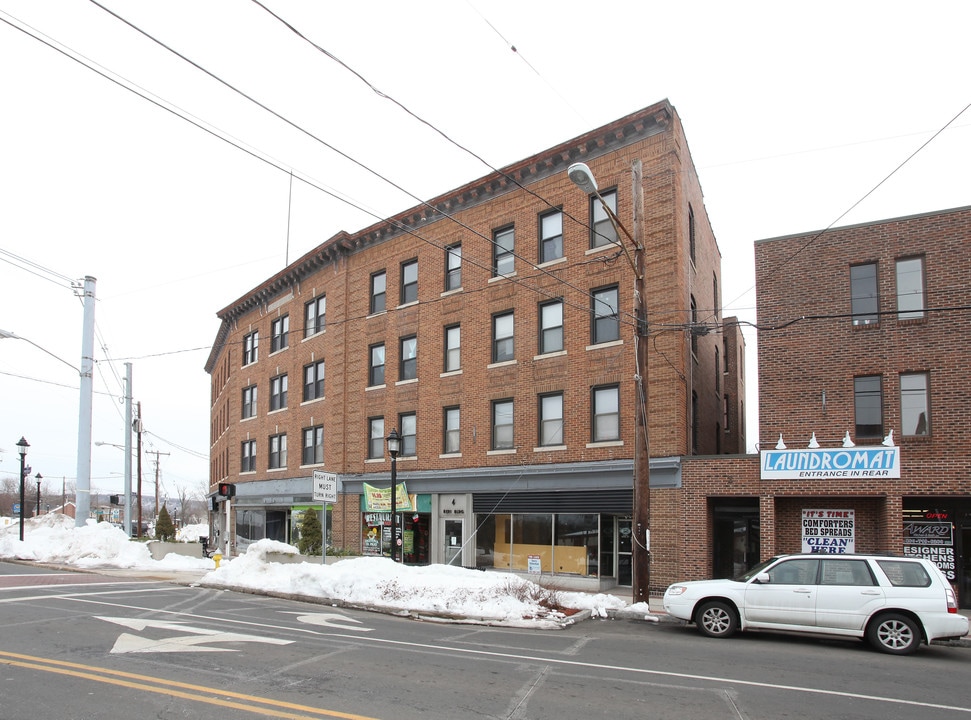 Neri Bros. Building in Plainville, CT - Building Photo