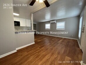 2826 Frazier Ave in Fort Worth, TX - Building Photo - Building Photo