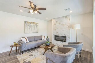 3544 Valley Ridge Rd in Dallas, TX - Building Photo - Building Photo