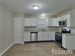 9622 W Quarter Moon Dr in Pendleton, IN - Building Photo - Building Photo