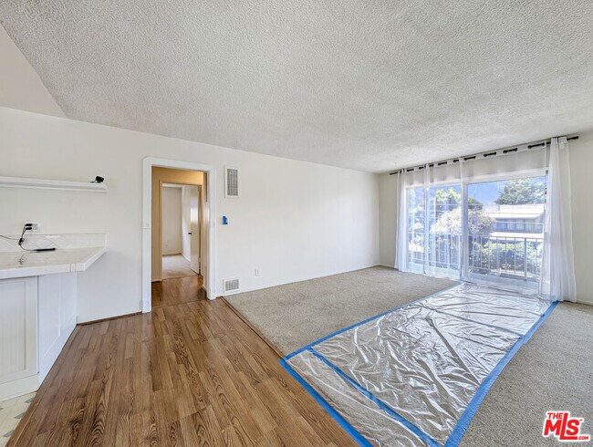 440 Raymond Ave in Santa Monica, CA - Building Photo - Building Photo