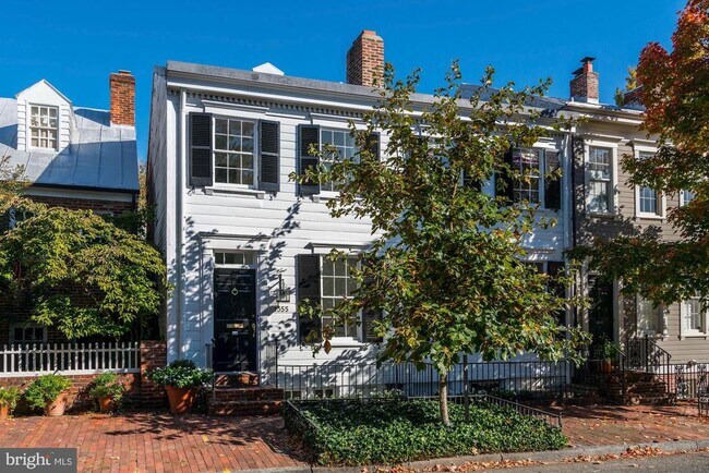 property at 1355 28th St NW