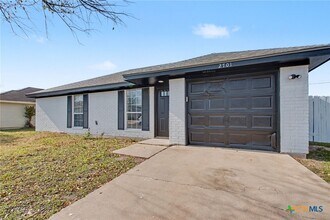 2701 Cross Timber Dr in Killeen, TX - Building Photo - Building Photo