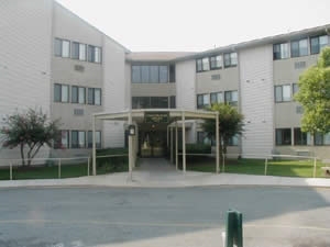 Chesterfield Square Apartments in Richmond, VA - Building Photo