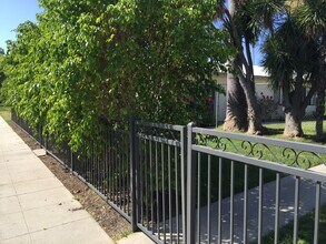 265 N Florence St, Unit 265 N Florence St. in Burbank, CA - Foto de edificio - Building Photo