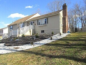 306 Wagon Wheel Rd in Montague, NJ - Building Photo - Building Photo