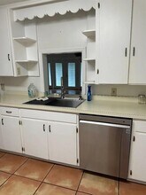 1035 E Lake Parker Dr in Lakeland, FL - Building Photo - Building Photo