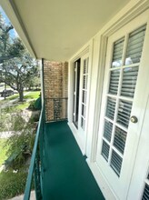 6373 Ivanhoe Ln in Beaumont, TX - Building Photo - Building Photo