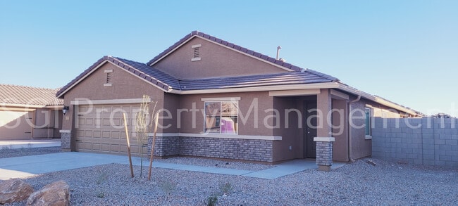 1543 E Inouye Dr in Casa Grande, AZ - Building Photo - Building Photo