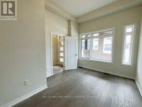 3157 Searidge St in Severn, ON - Building Photo - Building Photo