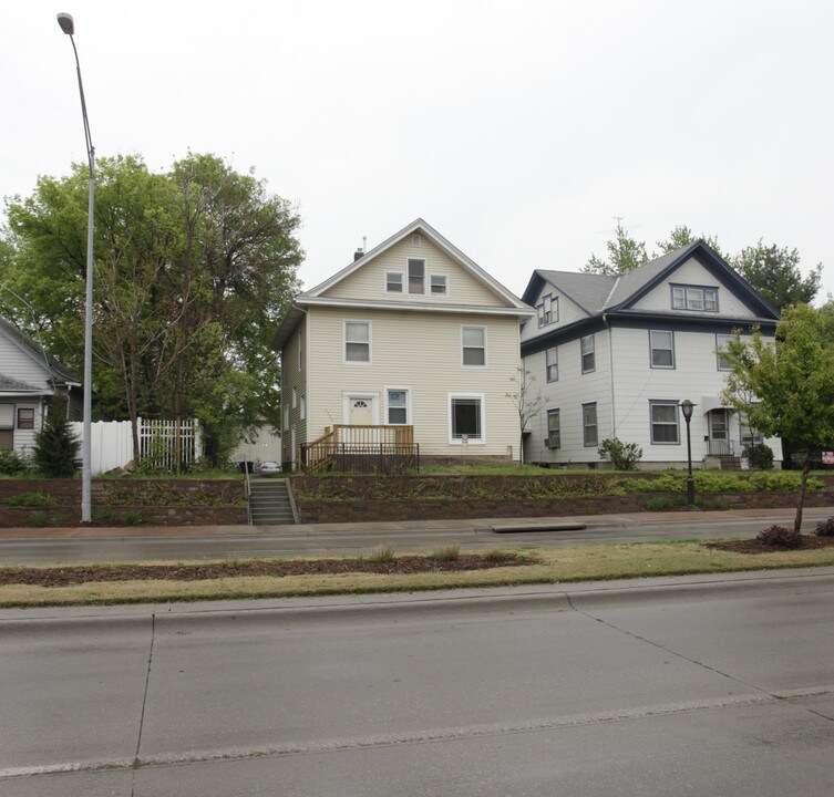 2436 Vine St in Lincoln, NE - Foto de edificio