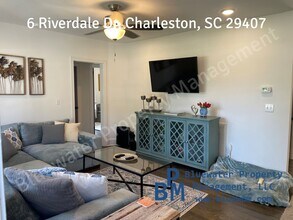 6 Riverdale Dr in Charleston, SC - Building Photo - Building Photo