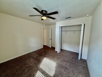 8352 Cape Fox Dr in Jacksonville, FL - Building Photo - Building Photo