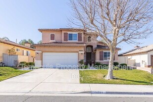46049 Via La Colorada in Temecula, CA - Building Photo