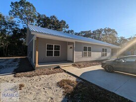275 Myrtle Ave in Jesup, GA - Building Photo