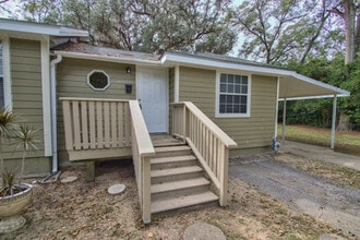 2002 Florida Ave in Tallahassee, FL - Building Photo - Building Photo